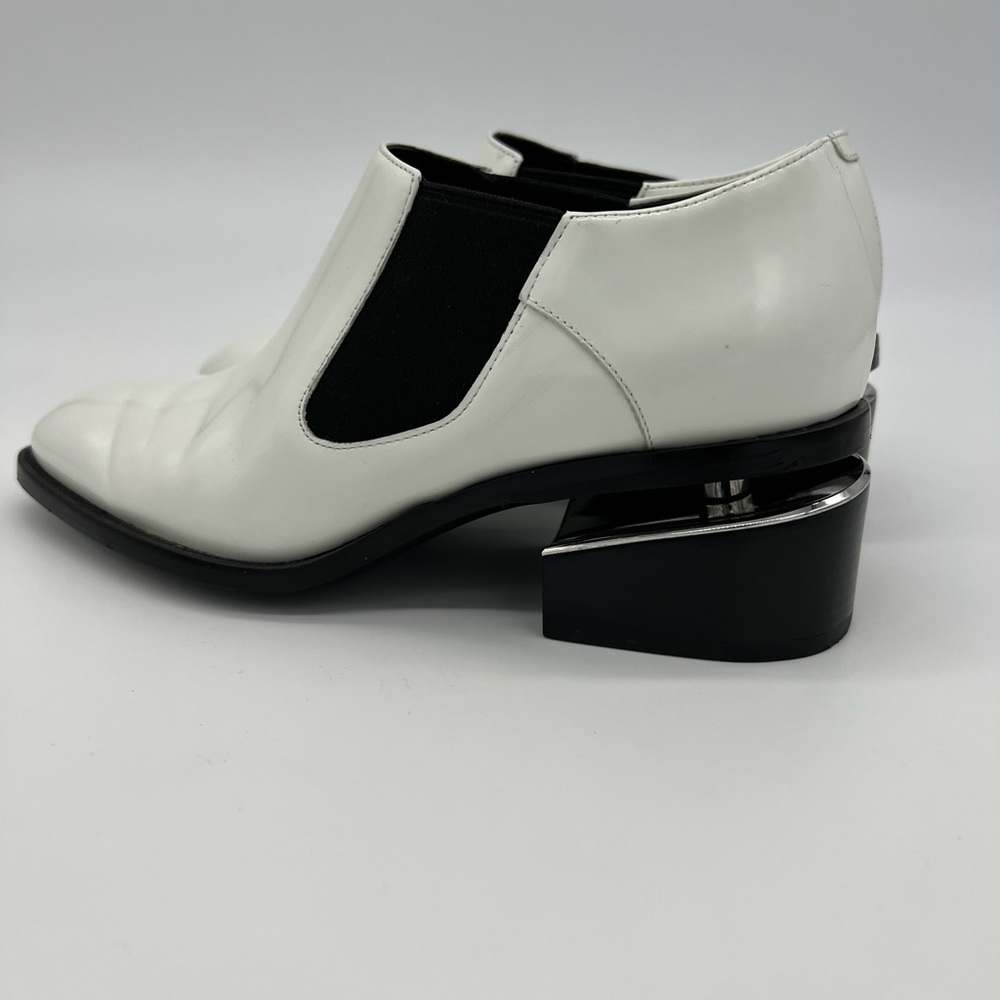 Alexander Wang Kori White Chelsea Leather Cutout Heel Chelsea Ankle Boots Size 6 - Picture 10 of 16